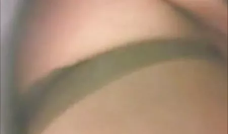 ガムに巨乳 女性 エロ ビデオ