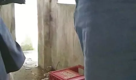 美しい取得荒性 女 の アダルト ビデオ