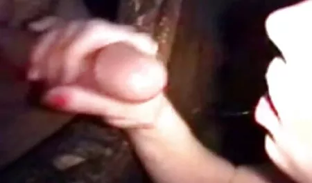 心配している妻は夫にアニリングスを行い、彼の陰茎を指します アダルト ビデオ 無料 女性