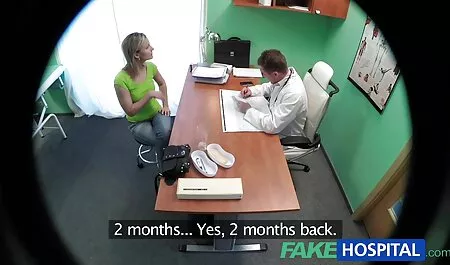 信じられないほど、彼のコックは何とかの折り目を通して膿に入る 女性 向き アダルト ビデオ